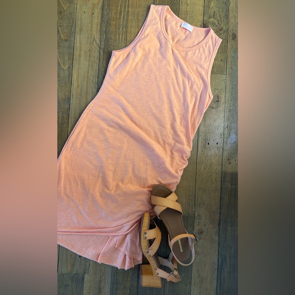 PINK LILY Sleeveless peach Dress with rouching on the side lined - Picture 10 of 10
